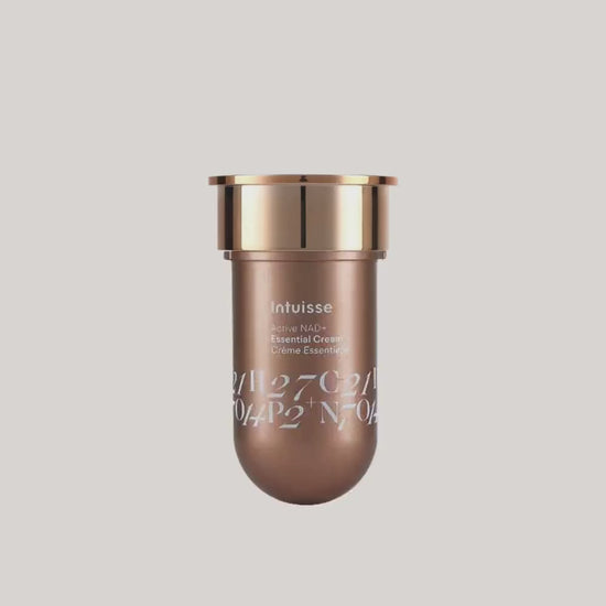 Stop-motion of the Intuisse Active NAD+ Peptide Essential Cream refill in use. How to refill